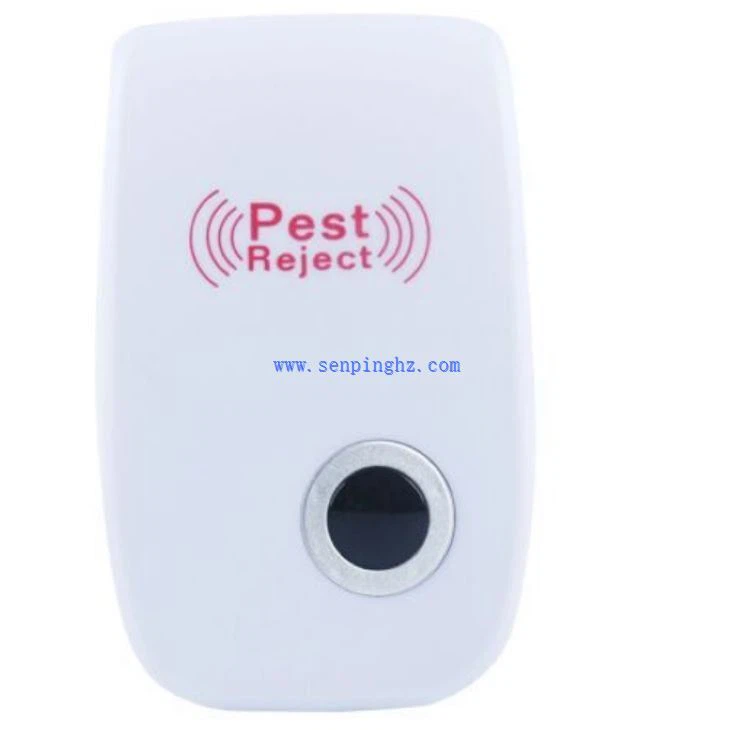 Ultrasonic rodent repeller